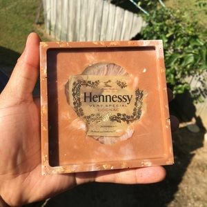 Hennessy Ashtray set💛🧡